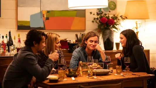 Image Love Me (2021) 5